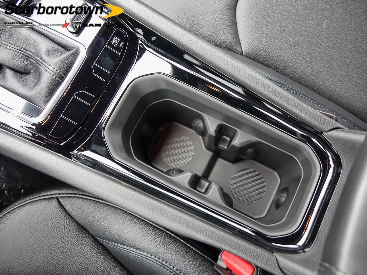 Jeep Compass photo Jeep Compass