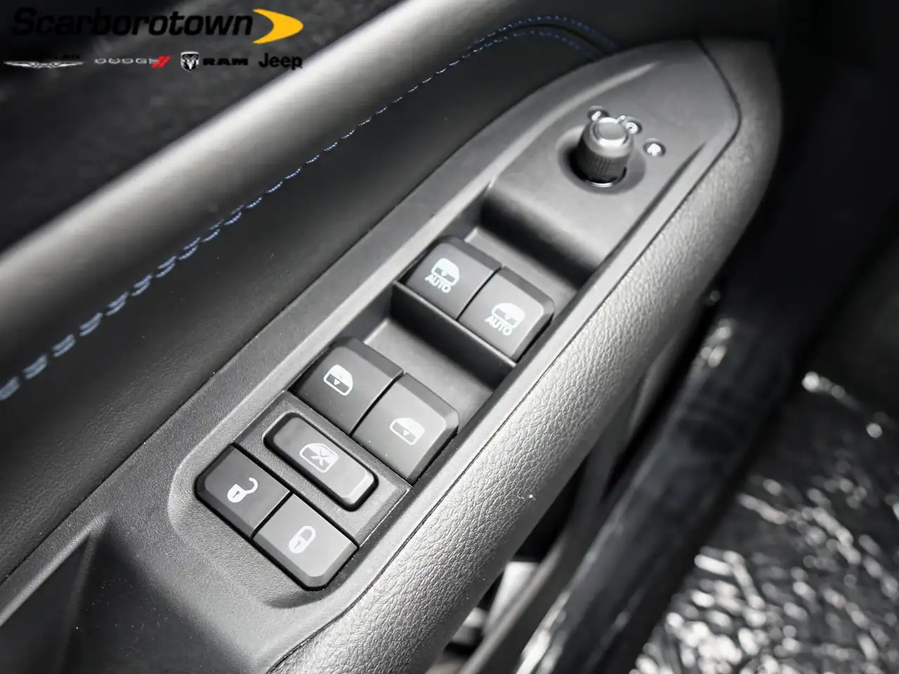 Jeep Compass photo Jeep Compass