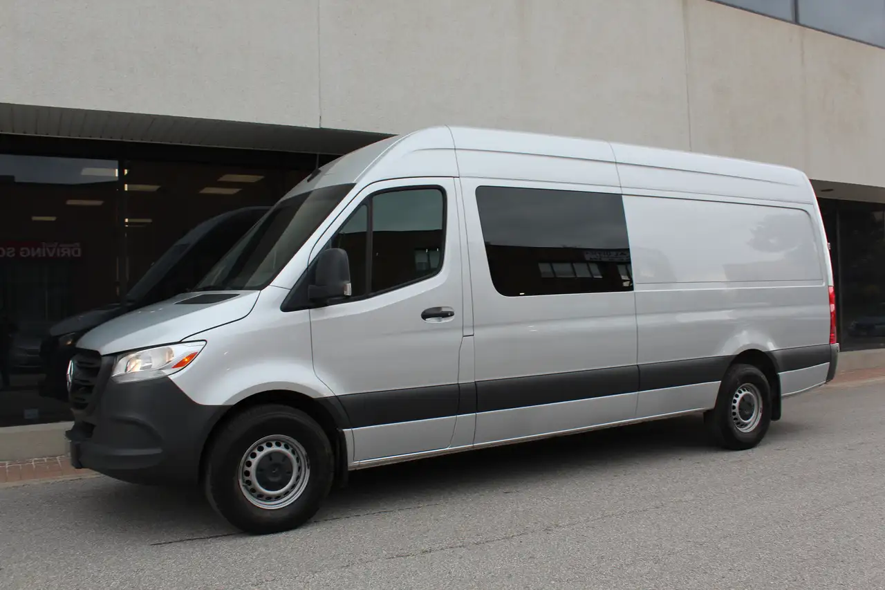 Mercedes-Benz Sprinter снимка Mercedes-Benz Sprinter