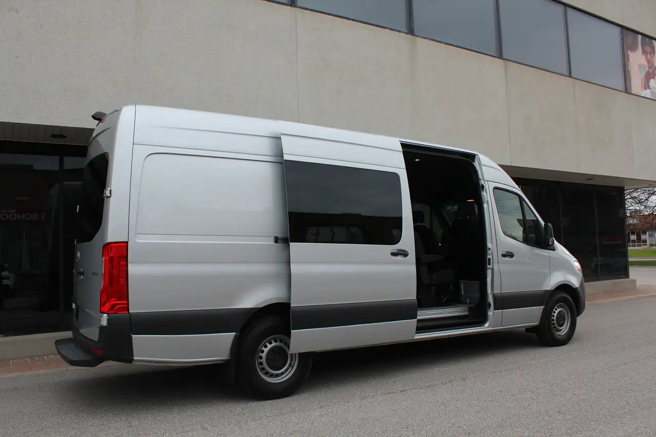 Mercedes-Benz Sprinter снимка Mercedes-Benz Sprinter