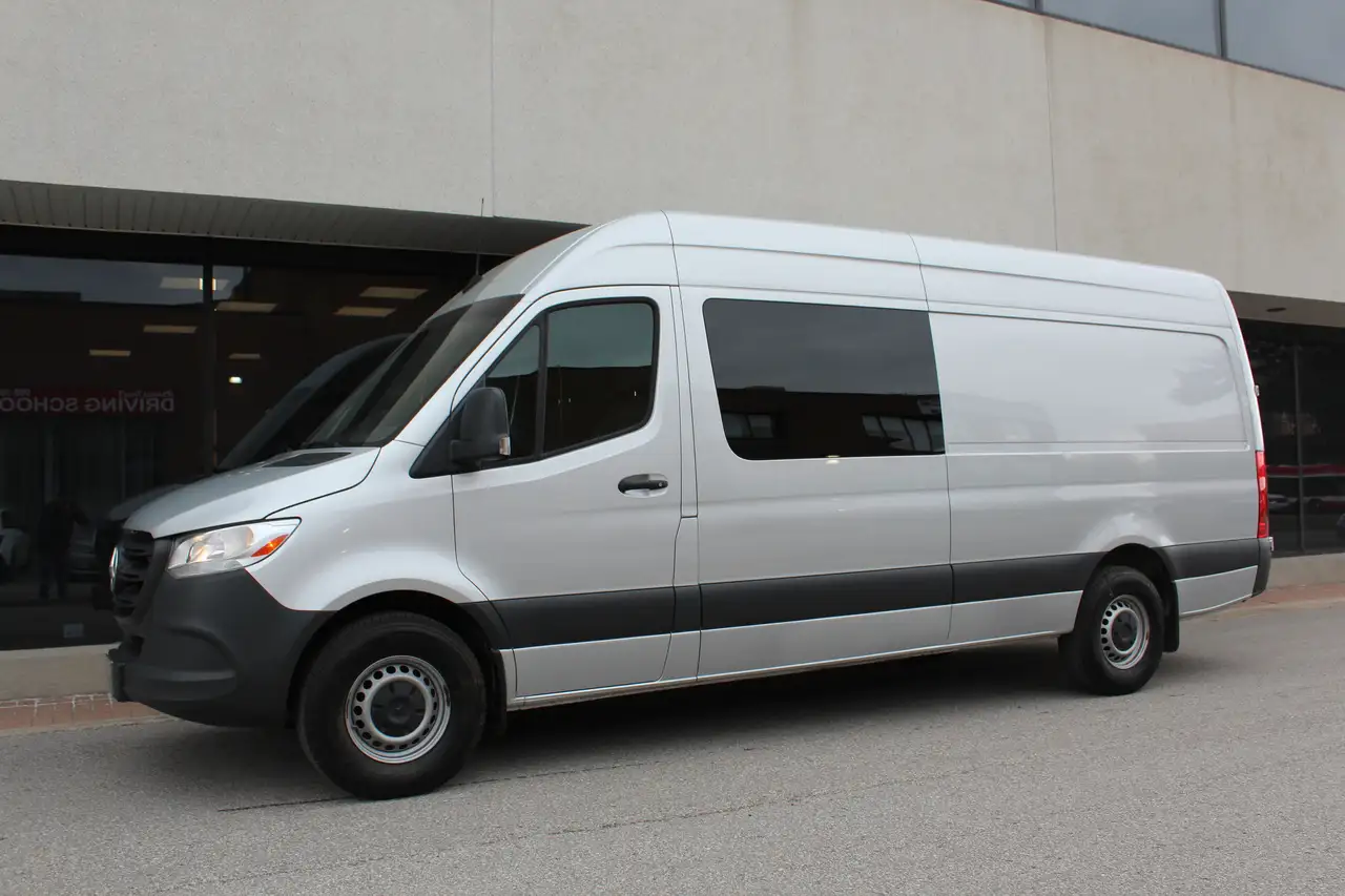 Mercedes-Benz Sprinter снимка Mercedes-Benz Sprinter