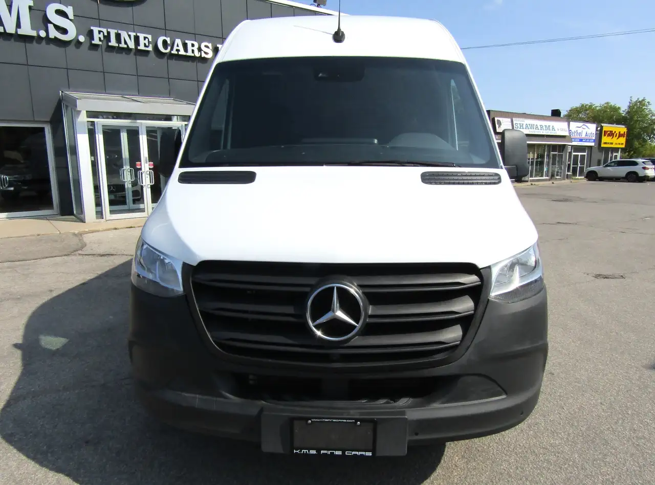 Mercedes-Benz Sprinter снимка Mercedes-Benz Sprinter
