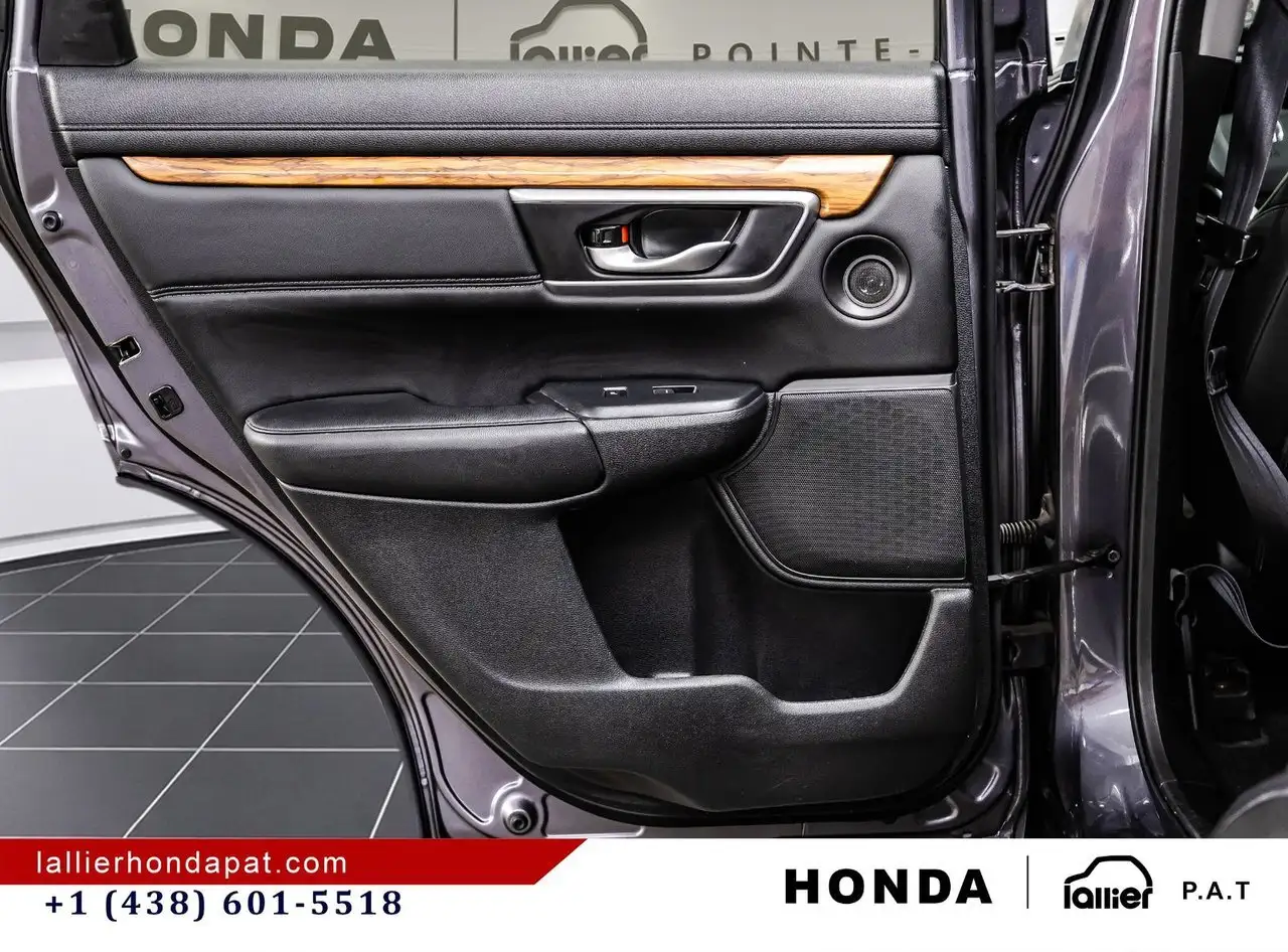 Honda CR-V photo Honda CR-V