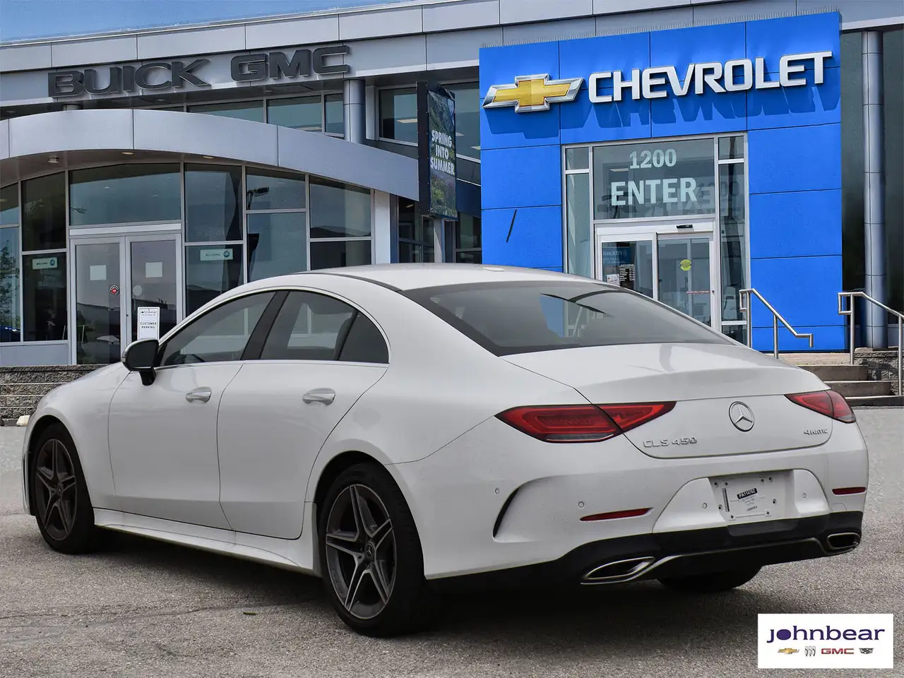 Mercedes-Benz CLS снимка Mercedes-Benz CLS