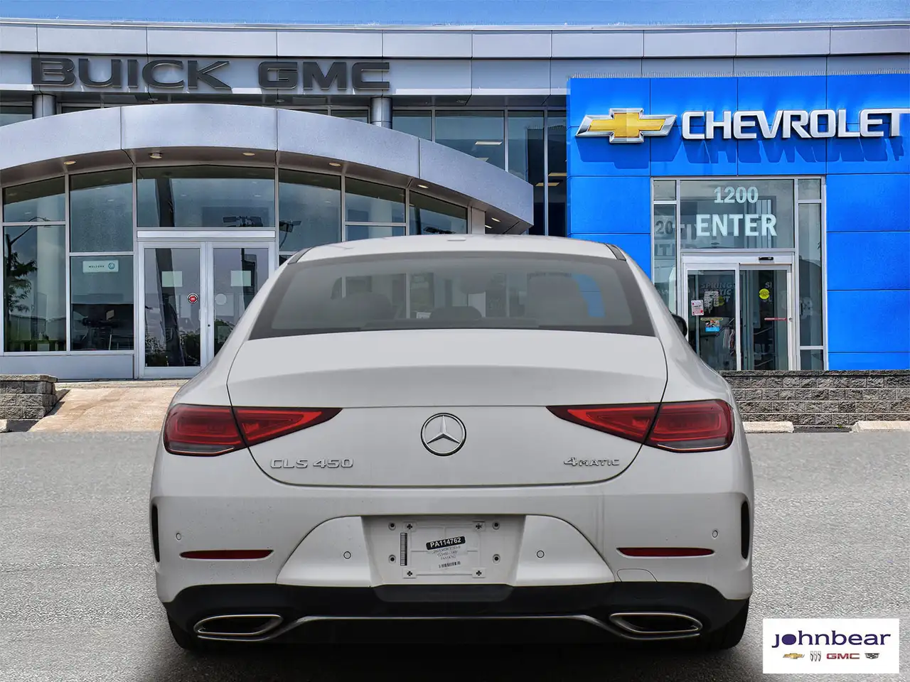 Mercedes-Benz CLS снимка Mercedes-Benz CLS
