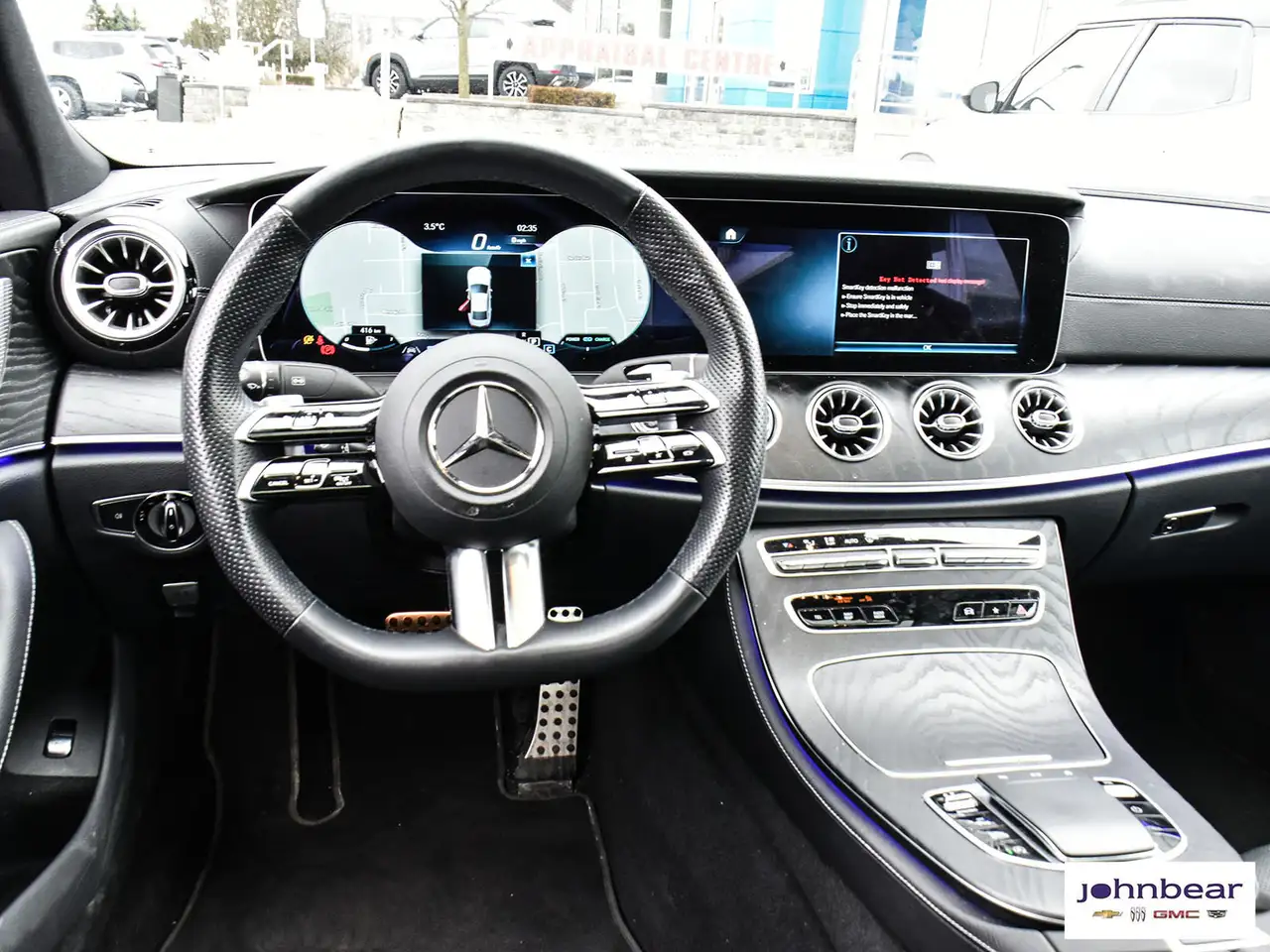 Mercedes-Benz CLS снимка Mercedes-Benz CLS