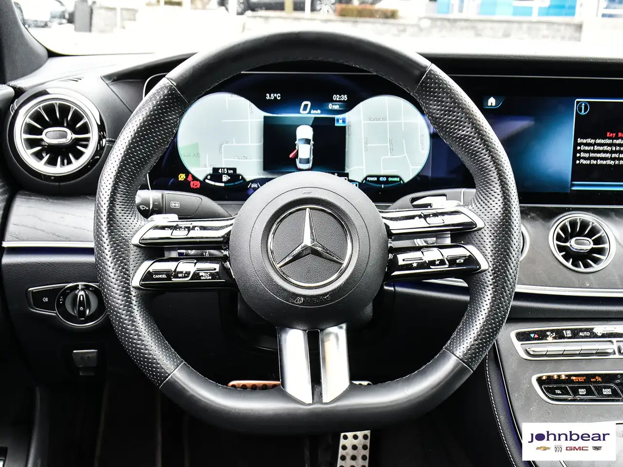 Mercedes-Benz CLS снимка Mercedes-Benz CLS
