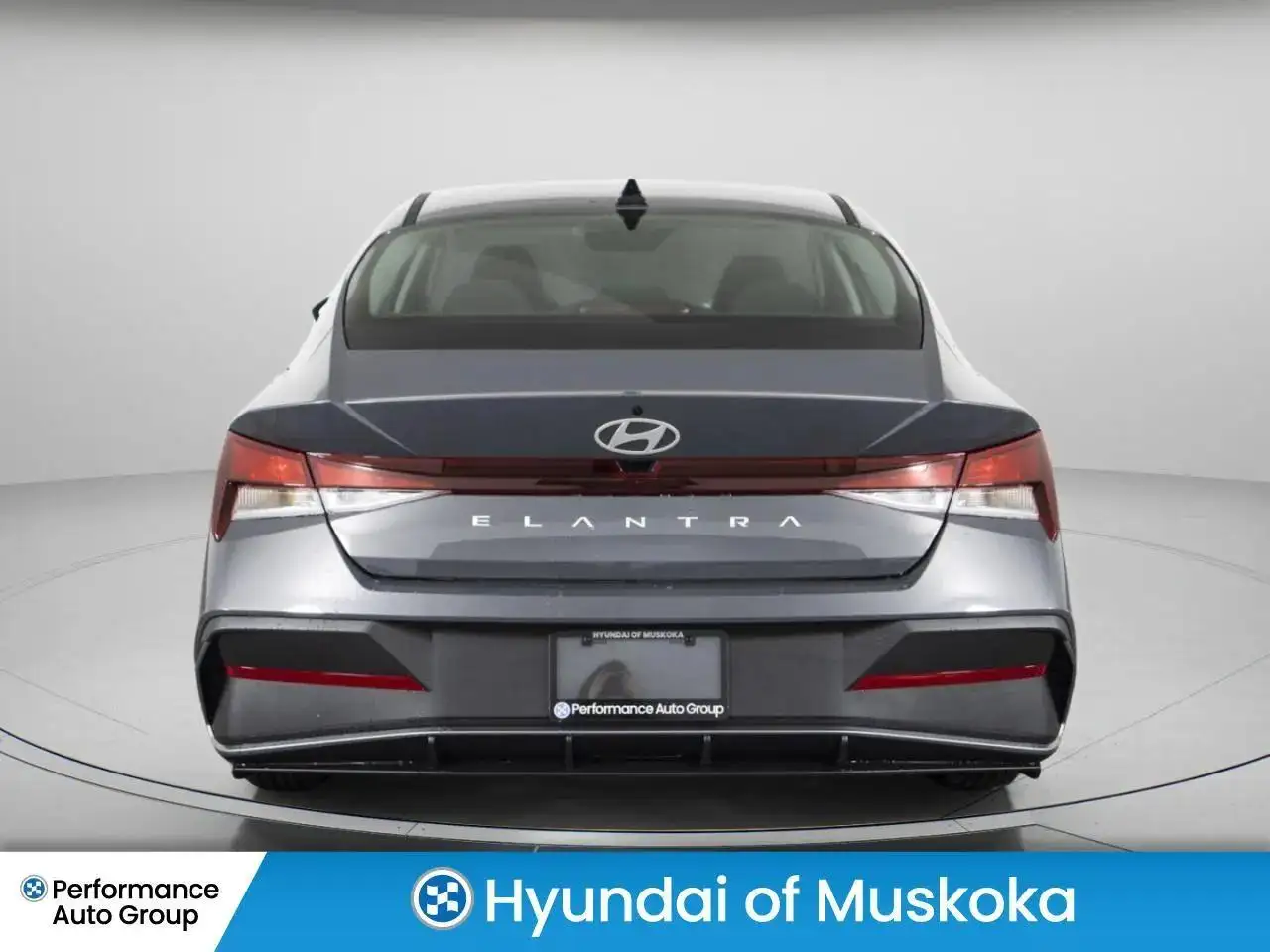 Hyundai ELANTRA fotografie Hyundai ELANTRA