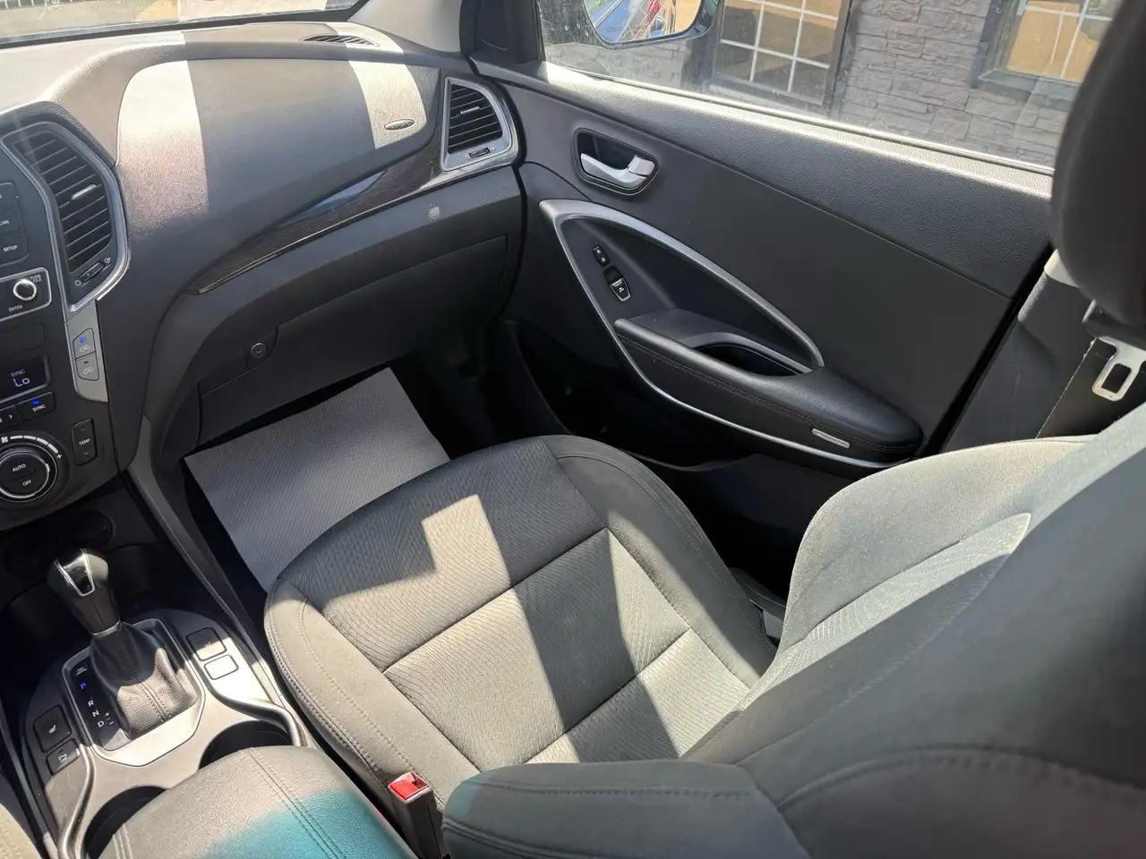 Hyundai SANTA FE снимка Hyundai SANTA FE