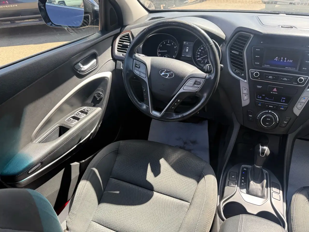 Hyundai SANTA FE снимка Hyundai SANTA FE