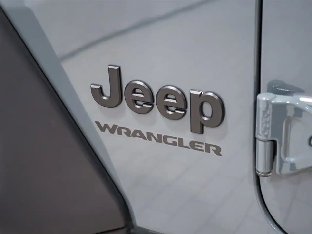 Jeep Wrangler photo Jeep Wrangler