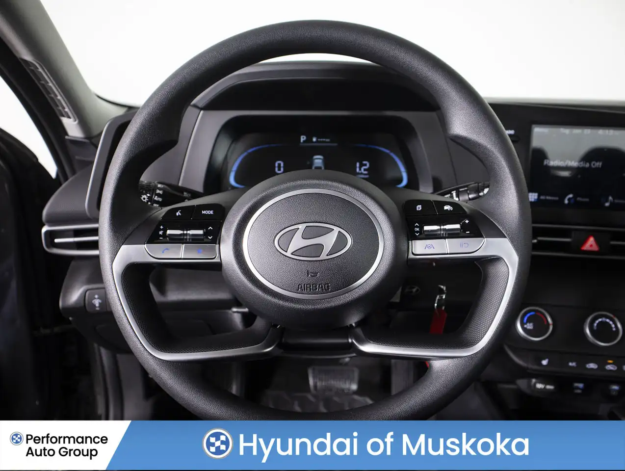 Hyundai ELANTRA fotografie Hyundai ELANTRA