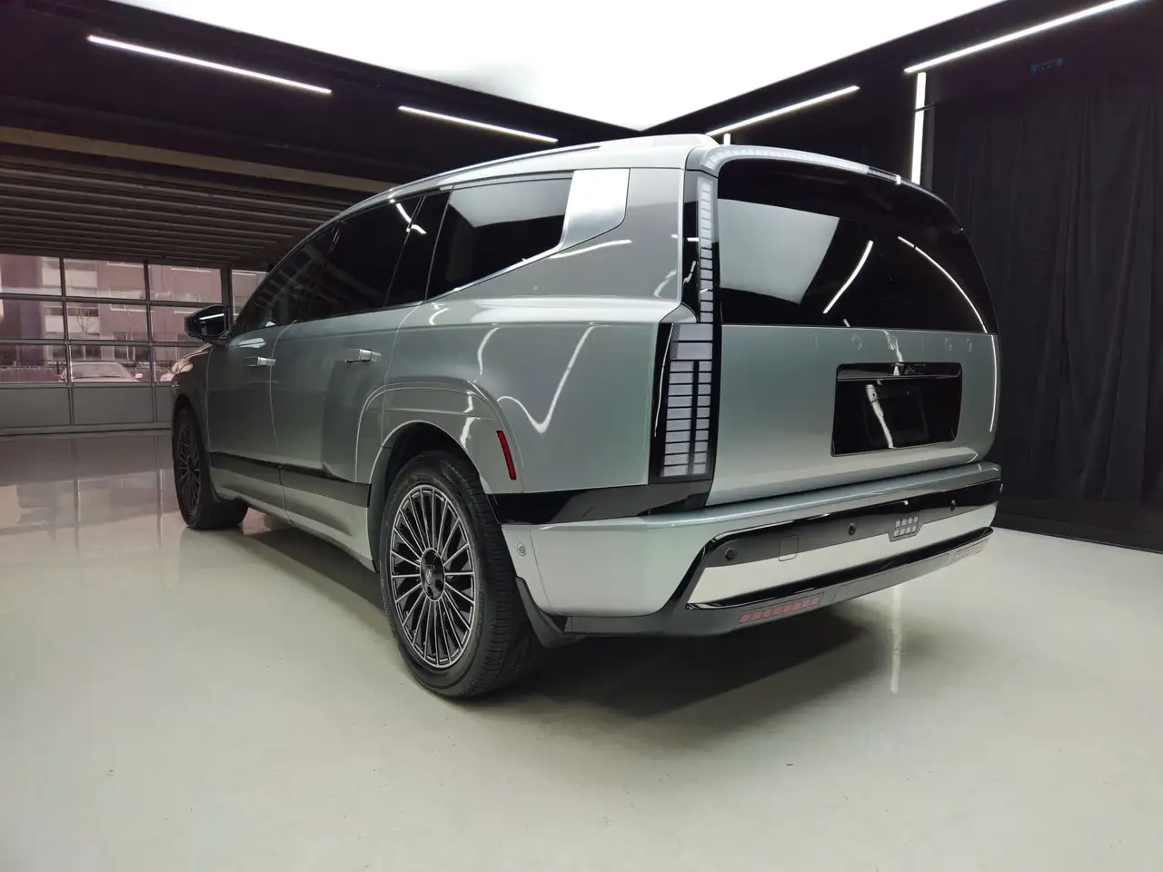 Hyundai IONIQ 9 снимка Hyundai IONIQ 9