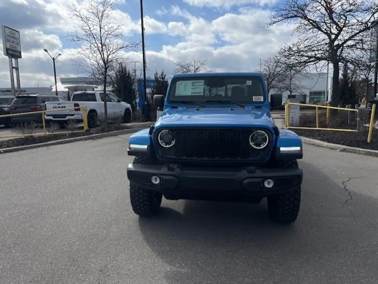 Jeep Gladiator снимка Jeep Gladiator