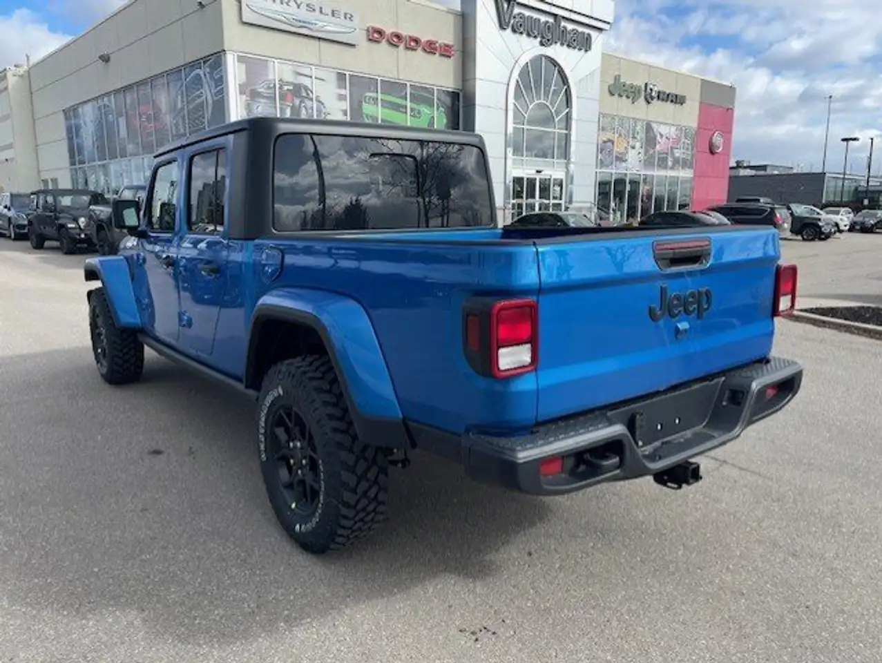 Jeep Gladiator снимка Jeep Gladiator