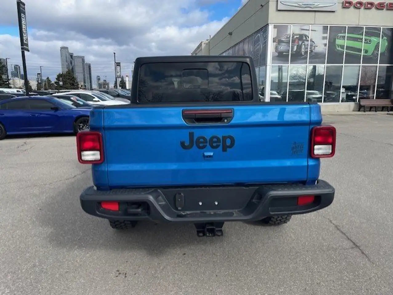 Jeep Gladiator снимка Jeep Gladiator