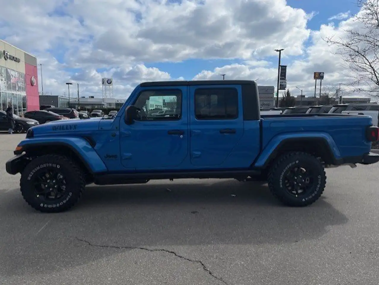 Jeep Gladiator снимка Jeep Gladiator