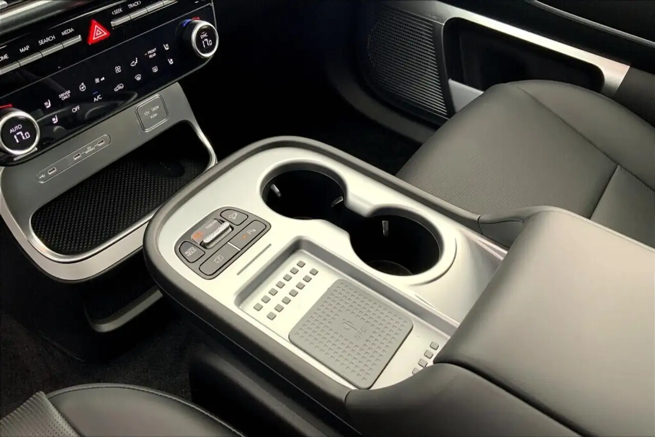 Hyundai IONIQ 9 fotografie Hyundai IONIQ 9