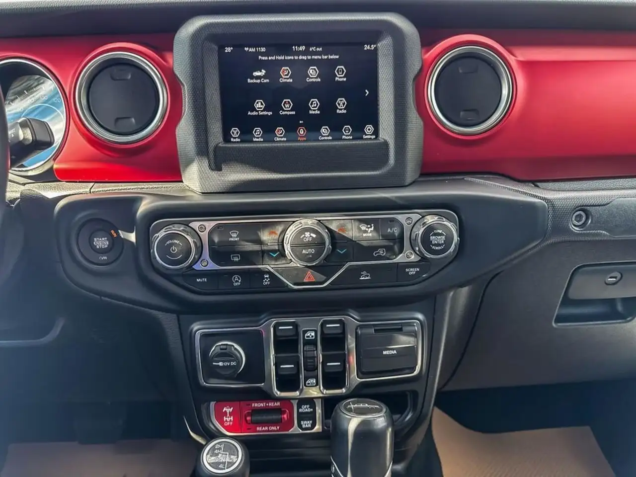 Jeep Gladiator снимка Jeep Gladiator