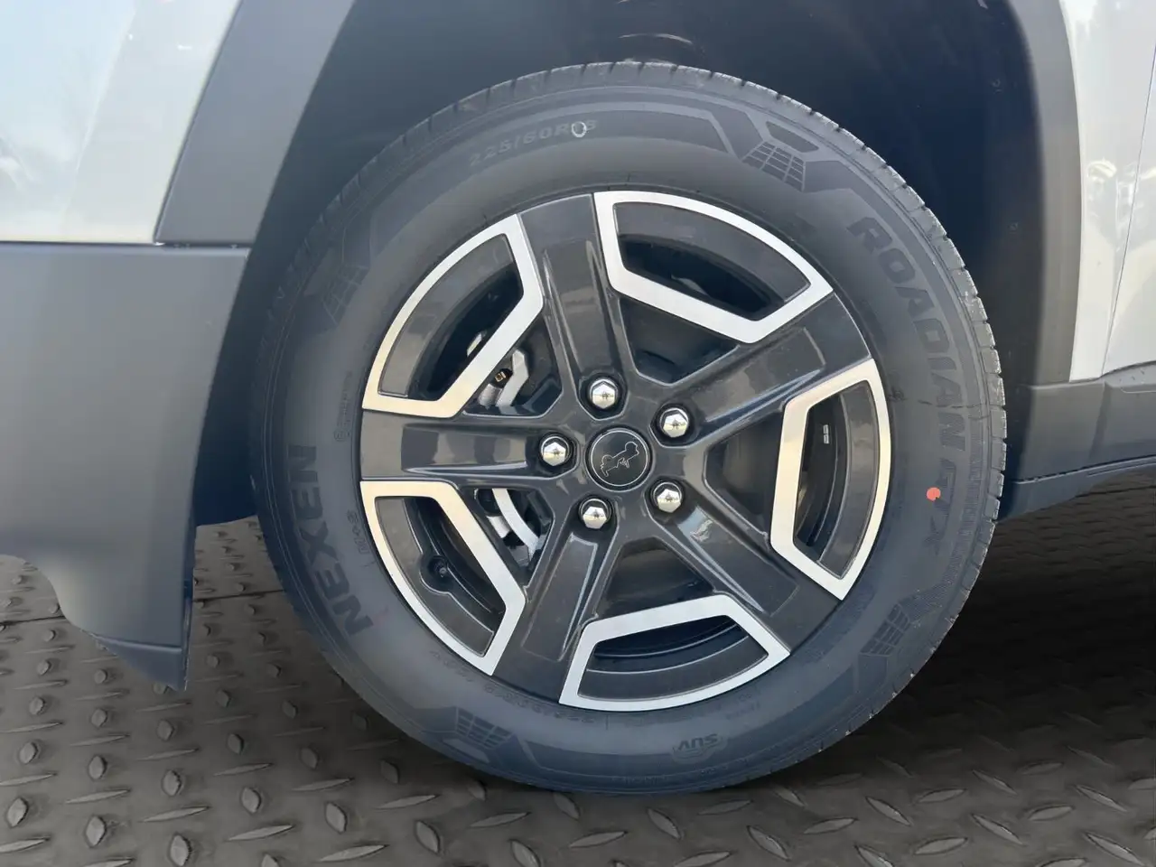 Jeep Cherokee снимка Jeep Cherokee