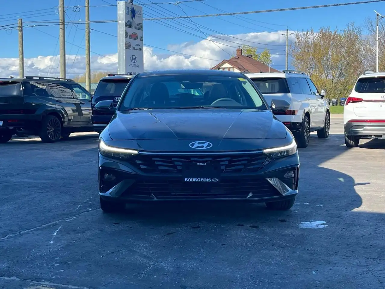 Hyundai ELANTRA снимка Hyundai ELANTRA