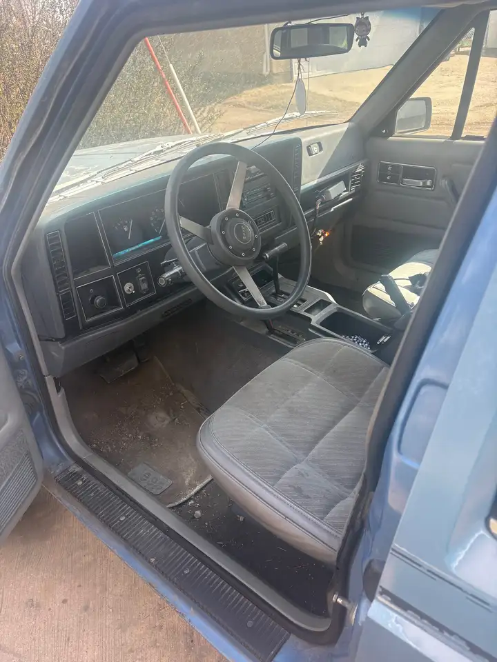 Jeep Cherokee photo Jeep Cherokee