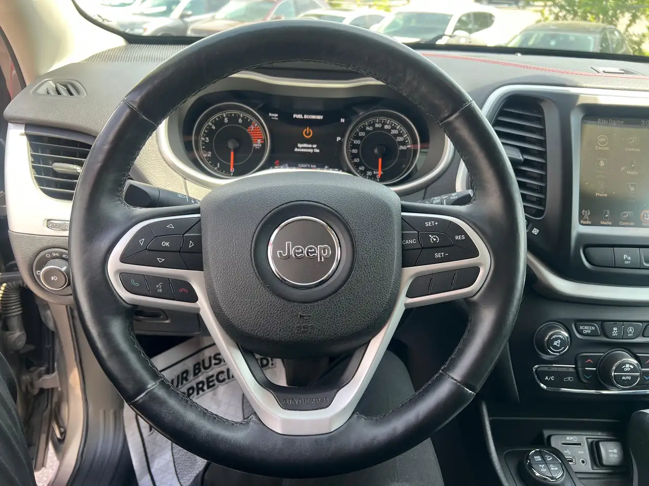 Jeep Cherokee photo Jeep Cherokee