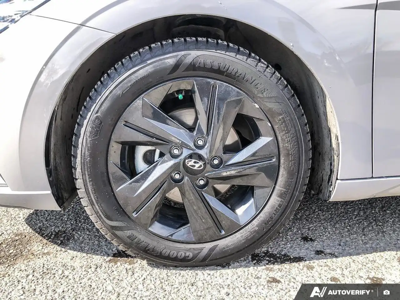 Hyundai ELANTRA снимка Hyundai ELANTRA