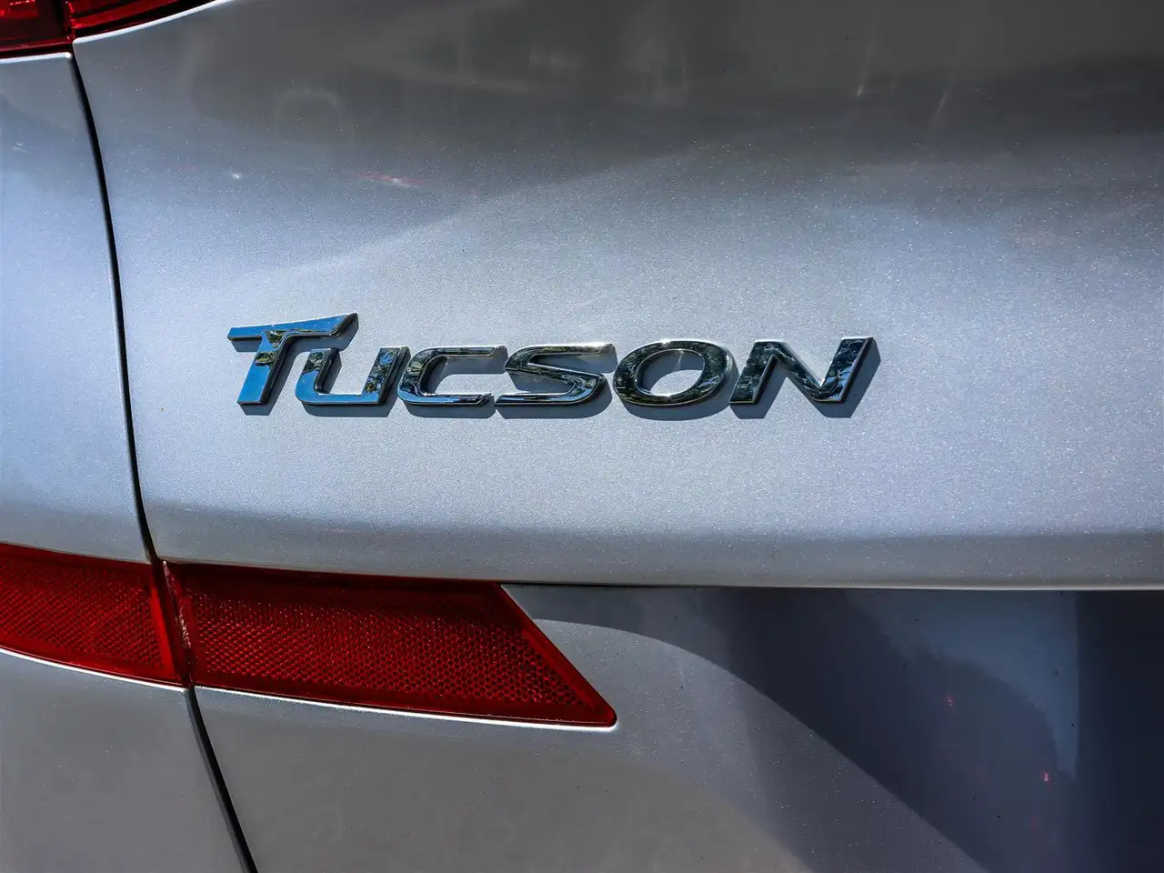 Hyundai TUCSON photo Hyundai TUCSON