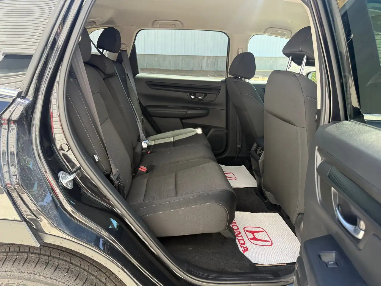 Honda CR-V photo Honda CR-V