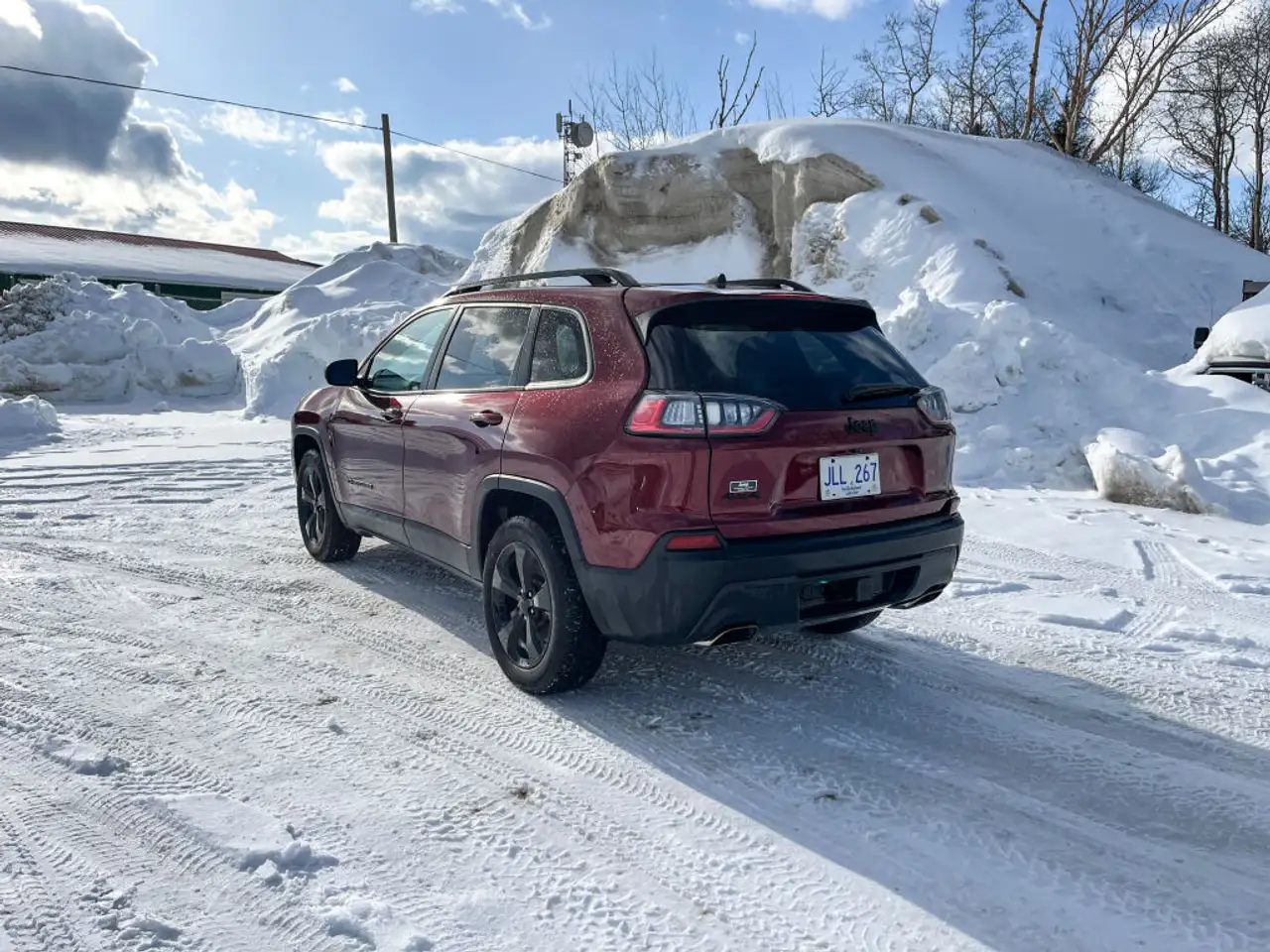Jeep Cherokee снимка Jeep Cherokee