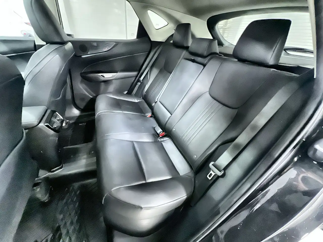 Lexus NX снимка Lexus NX