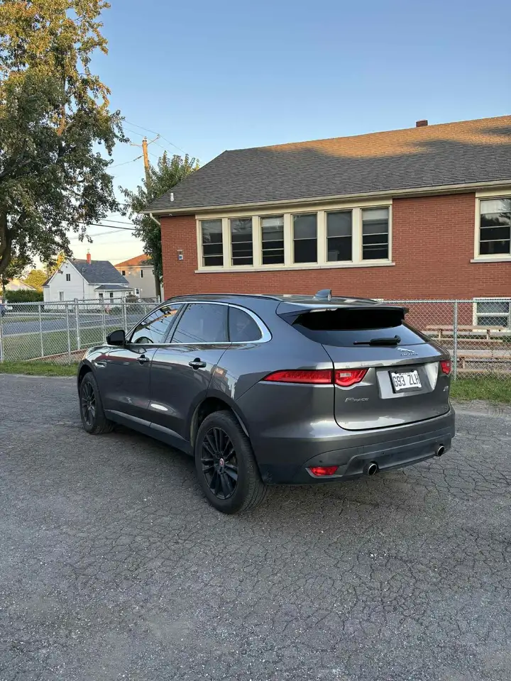 Jaguar F-Pace fotografie Jaguar F-Pace