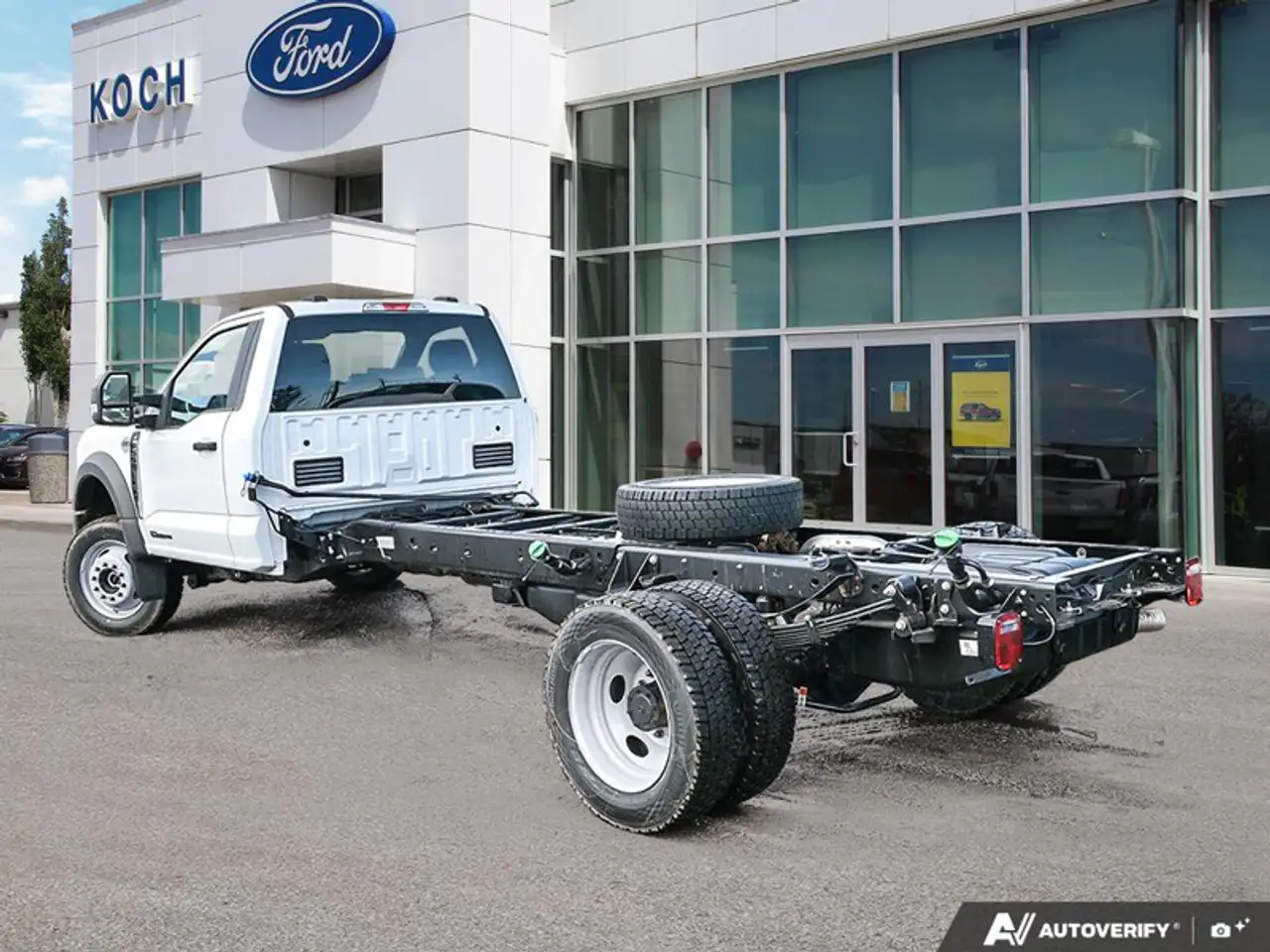 Ford F-550 Super Duty снимка Ford F-550 Super Duty