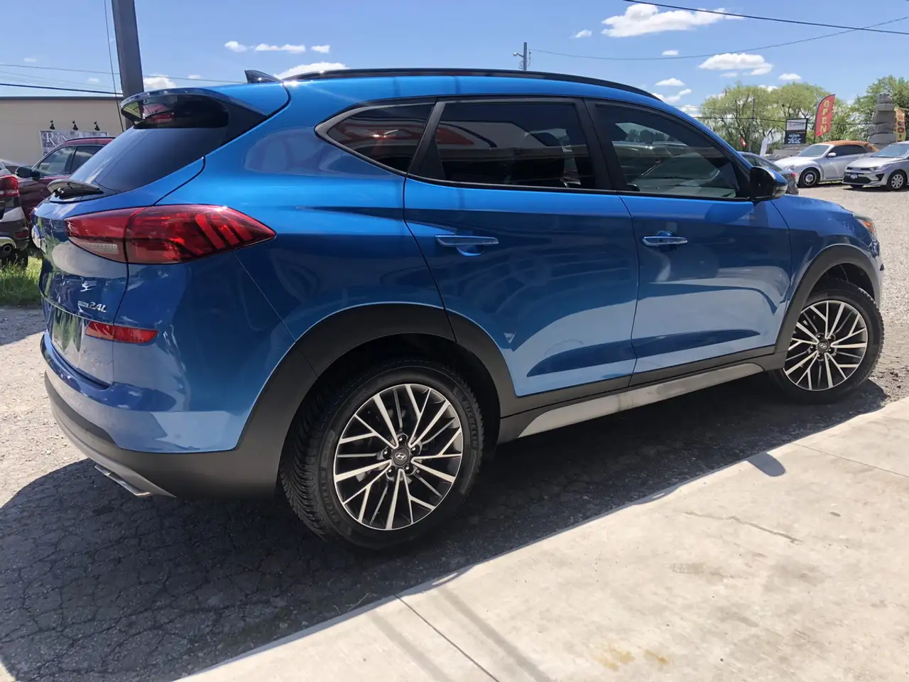 Hyundai TUCSON photo Hyundai TUCSON