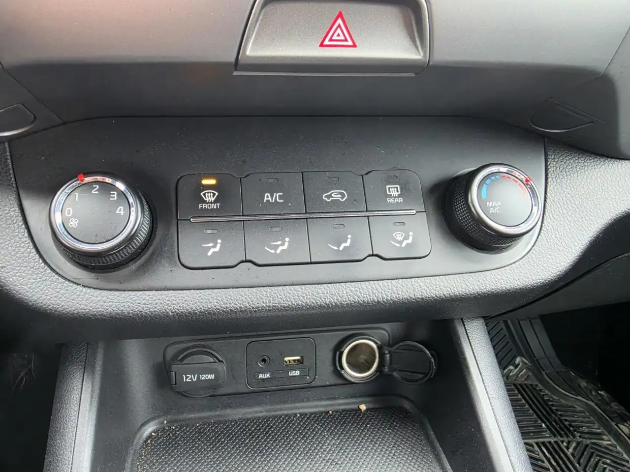 Kia Sportage снимка Kia Sportage