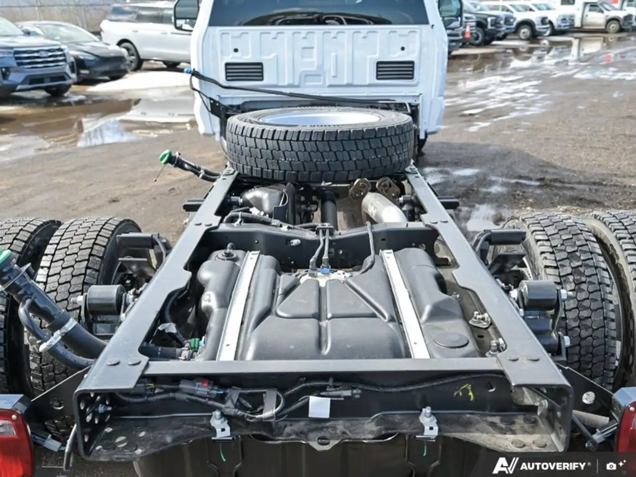 Ford F-550 Super Duty снимка Ford F-550 Super Duty