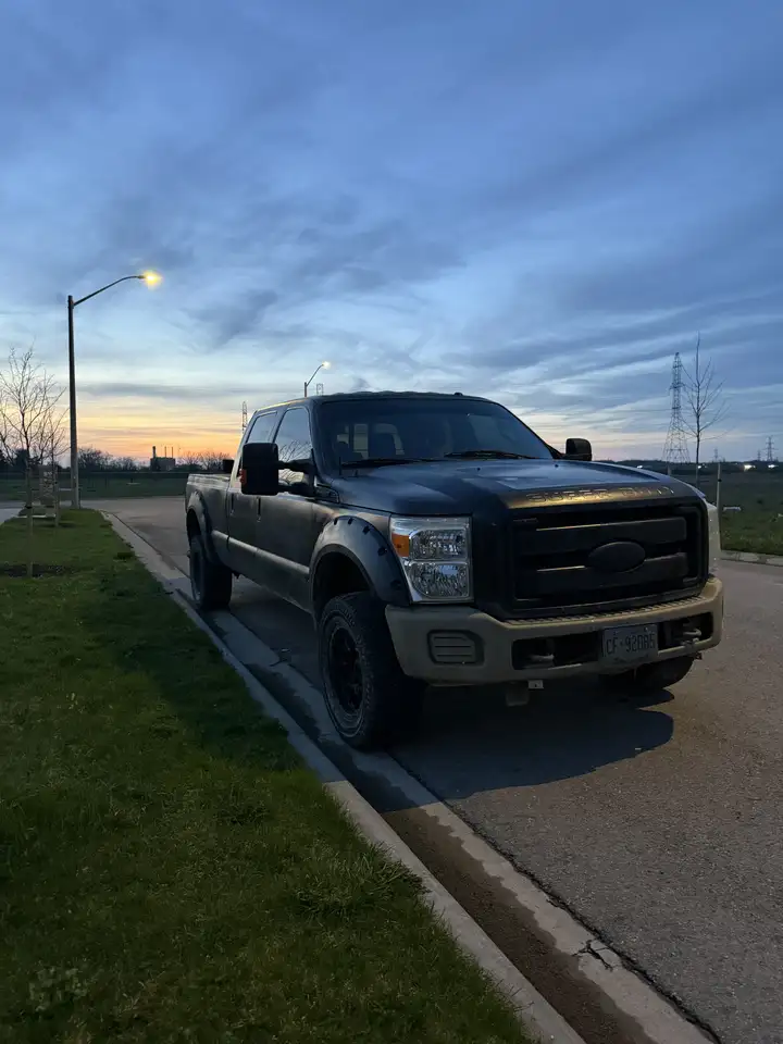 Ford F 350 снимка Ford F 350