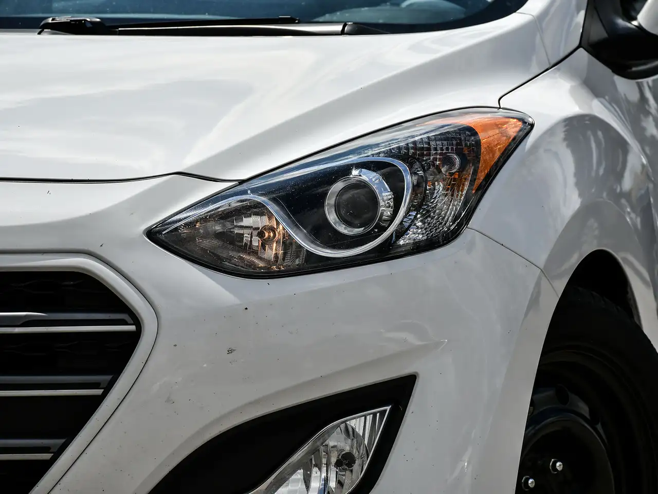 Hyundai ELANTRA снимка Hyundai ELANTRA