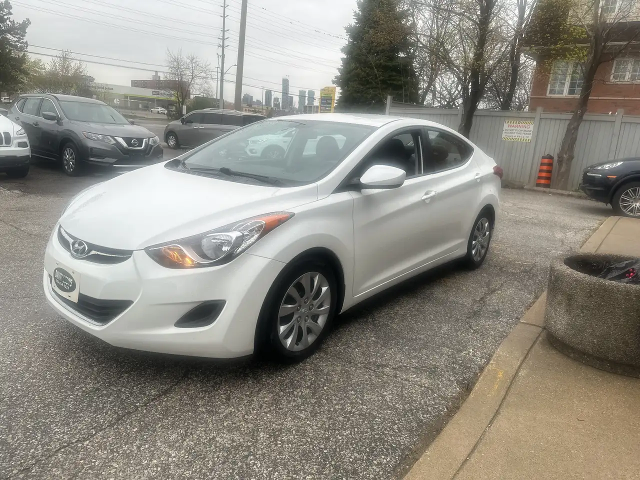 Hyundai ELANTRA снимка Hyundai ELANTRA
