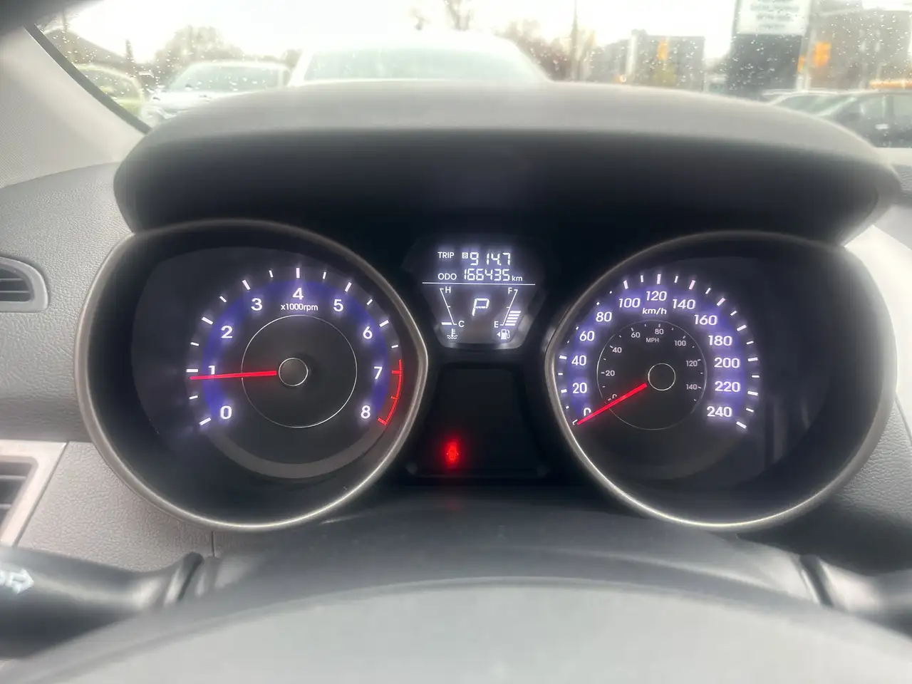 Hyundai ELANTRA снимка Hyundai ELANTRA