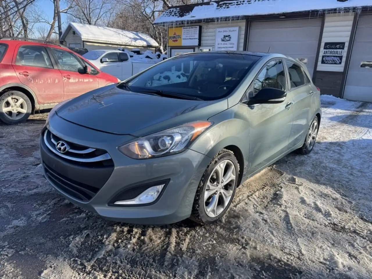 Hyundai ELANTRA снимка Hyundai ELANTRA