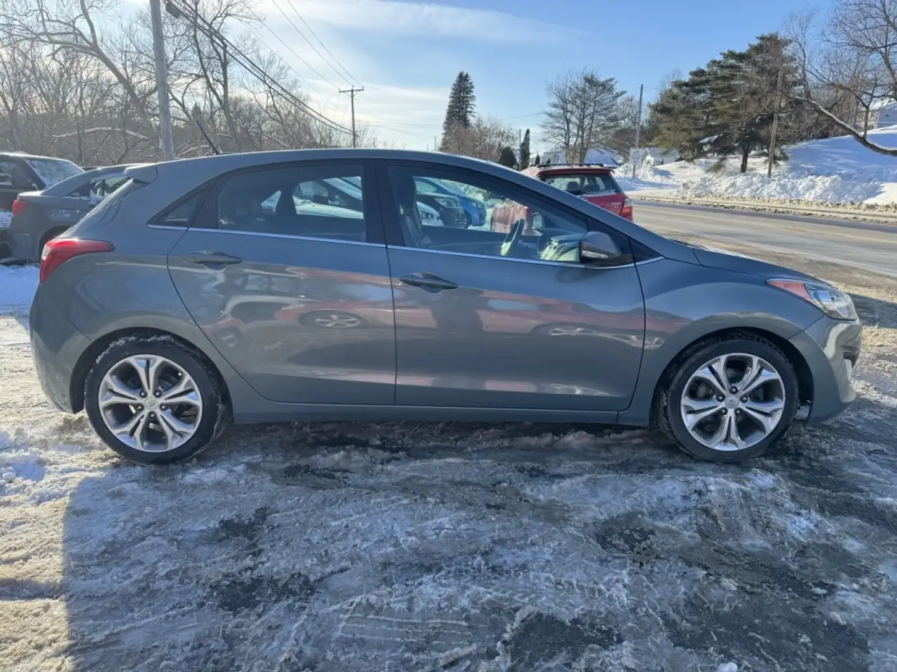 Hyundai ELANTRA снимка Hyundai ELANTRA
