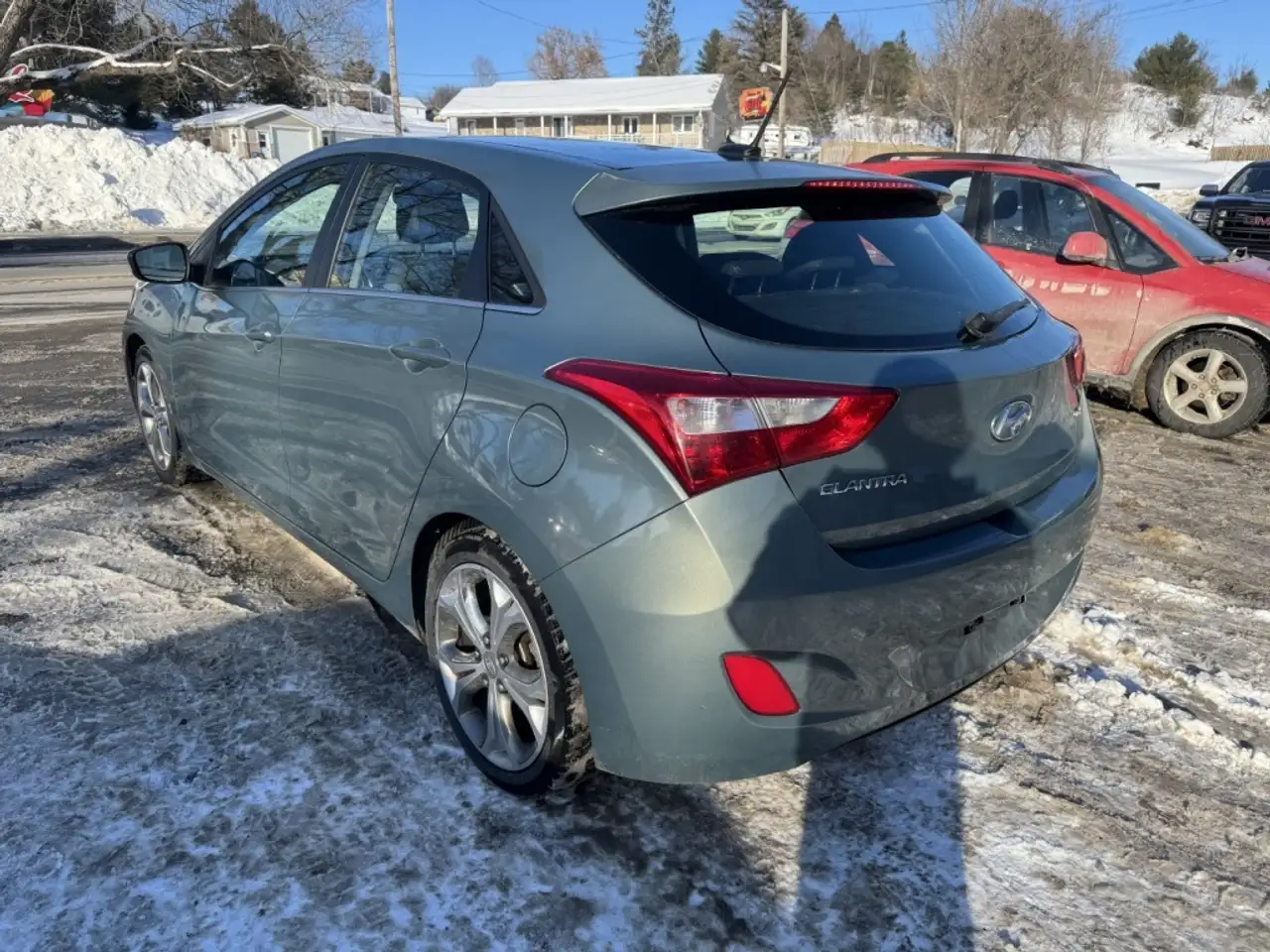 Hyundai ELANTRA снимка Hyundai ELANTRA
