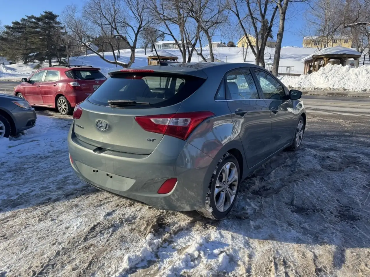 Hyundai ELANTRA снимка Hyundai ELANTRA