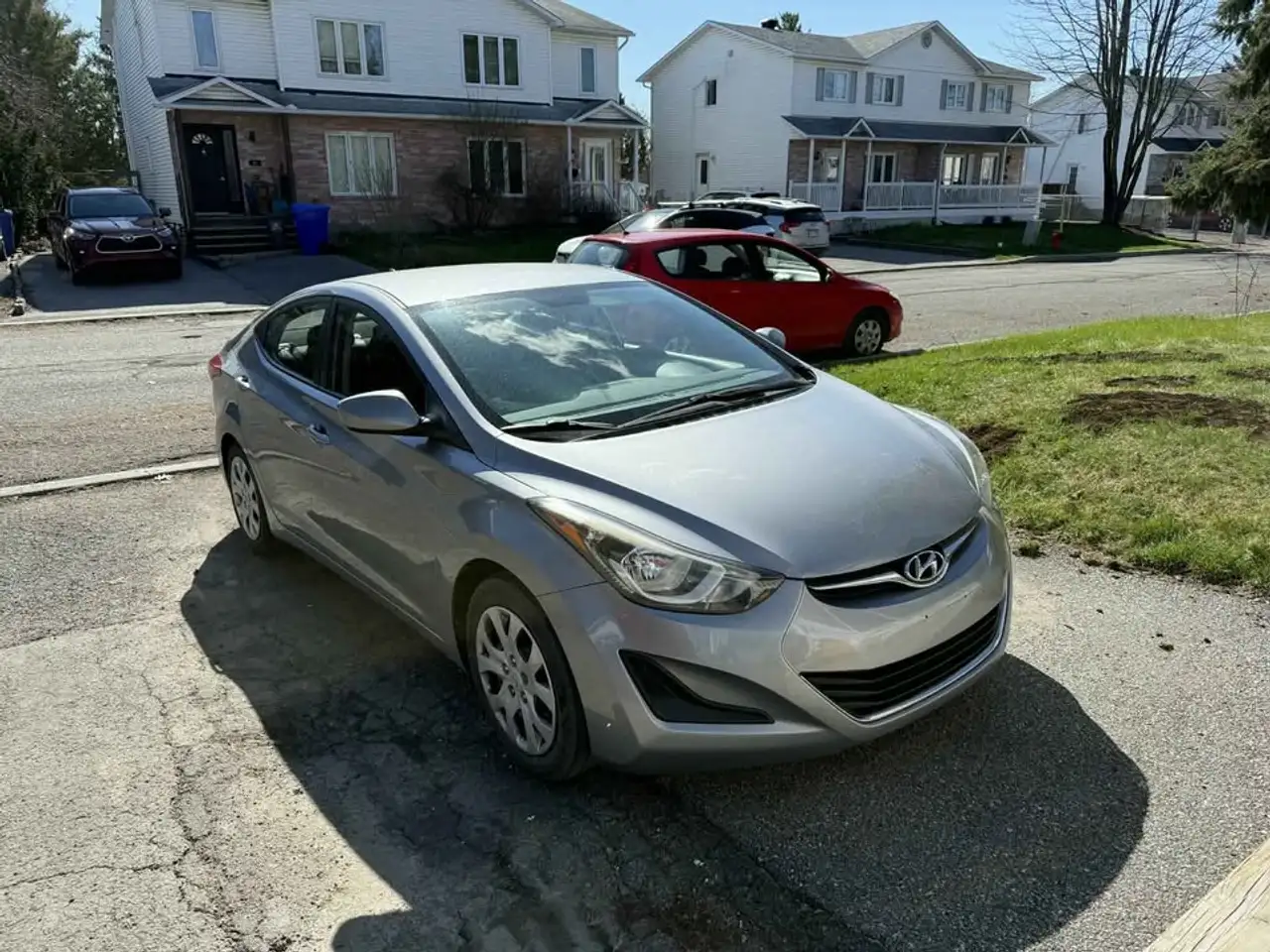 Hyundai ELANTRA снимка Hyundai ELANTRA