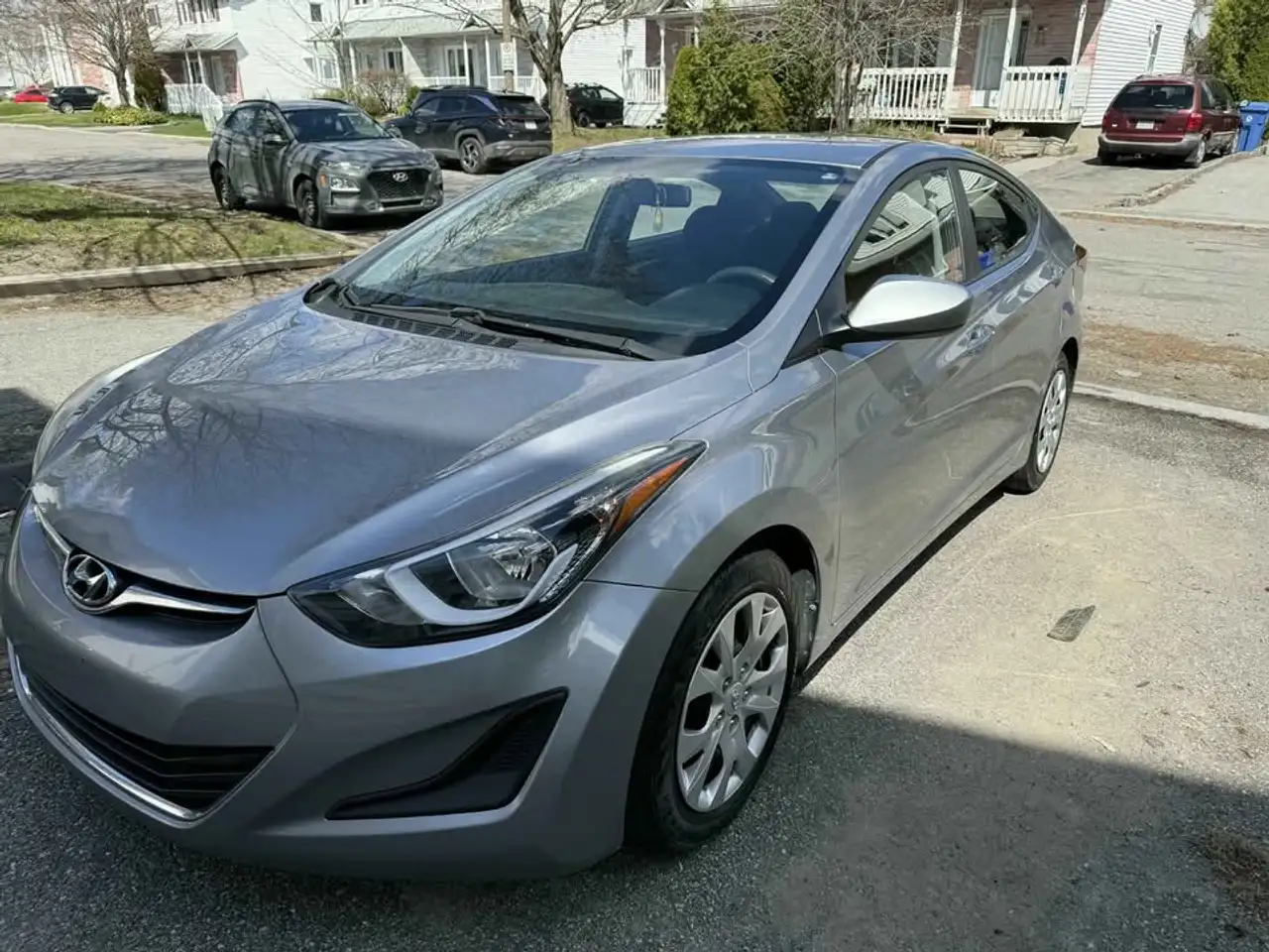 Hyundai ELANTRA снимка Hyundai ELANTRA