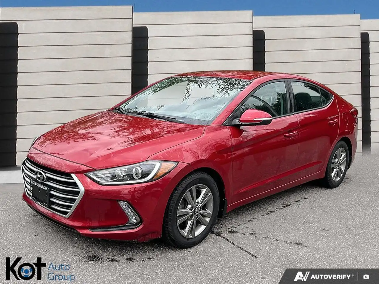 Hyundai ELANTRA снимка Hyundai ELANTRA