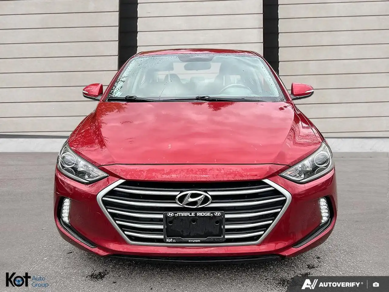 Hyundai ELANTRA снимка Hyundai ELANTRA