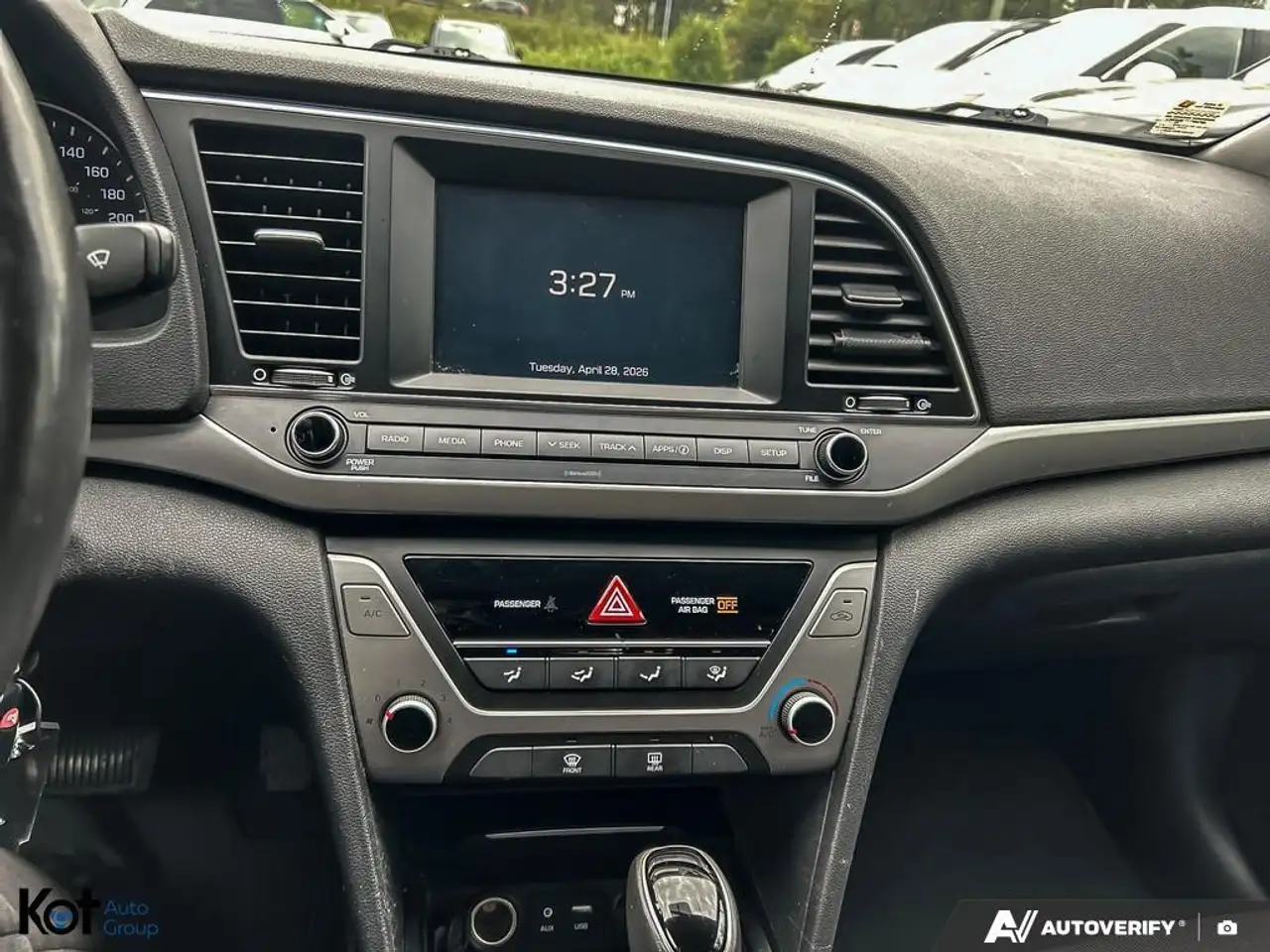 Hyundai ELANTRA снимка Hyundai ELANTRA